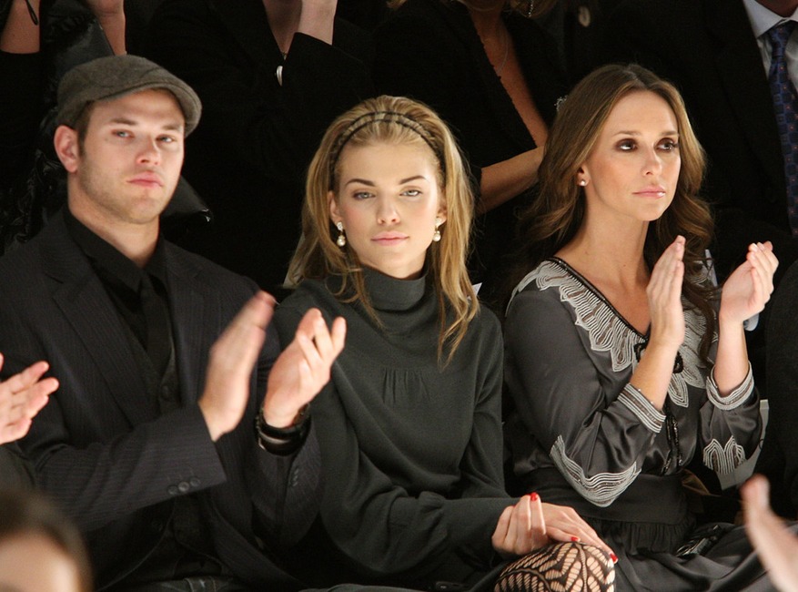 Kellan Lutz, AnnaLynne McCord, Jennifer Love Hewitt